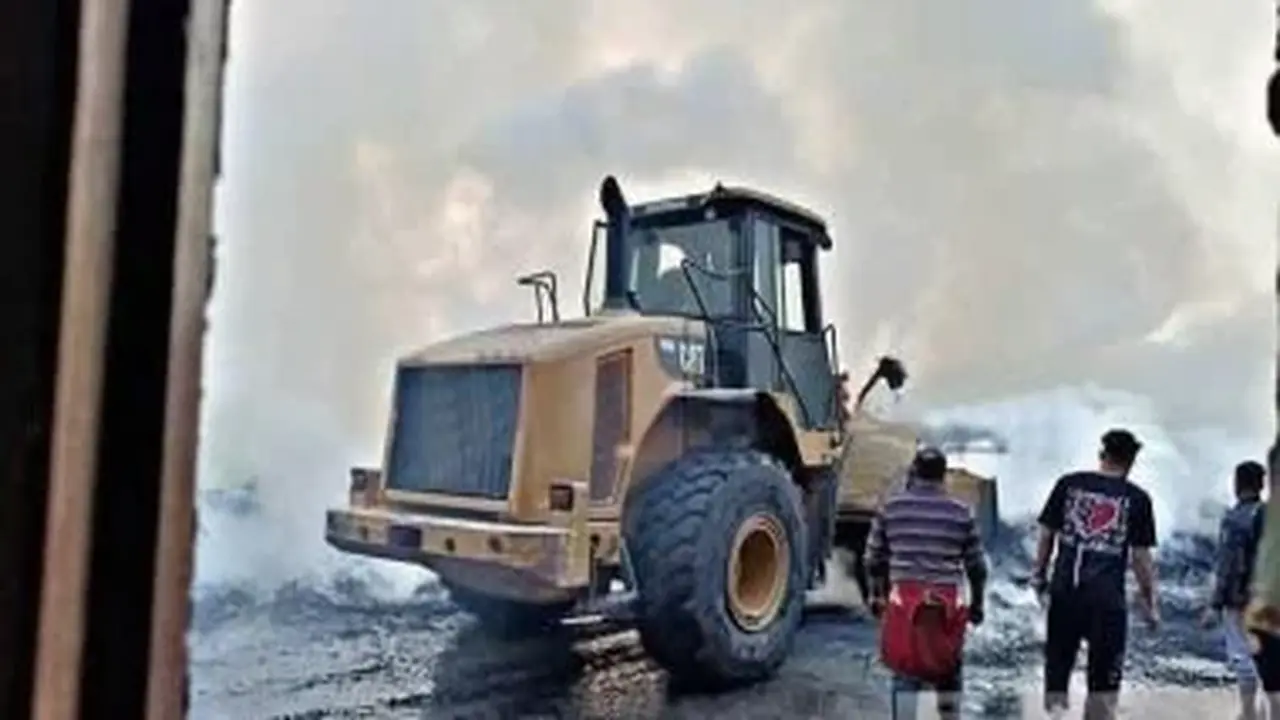 السيطرة على حريق مخزن سجاد وموكيت بأوسيم تحد من الخسائر وتمنع انتشار الحريق